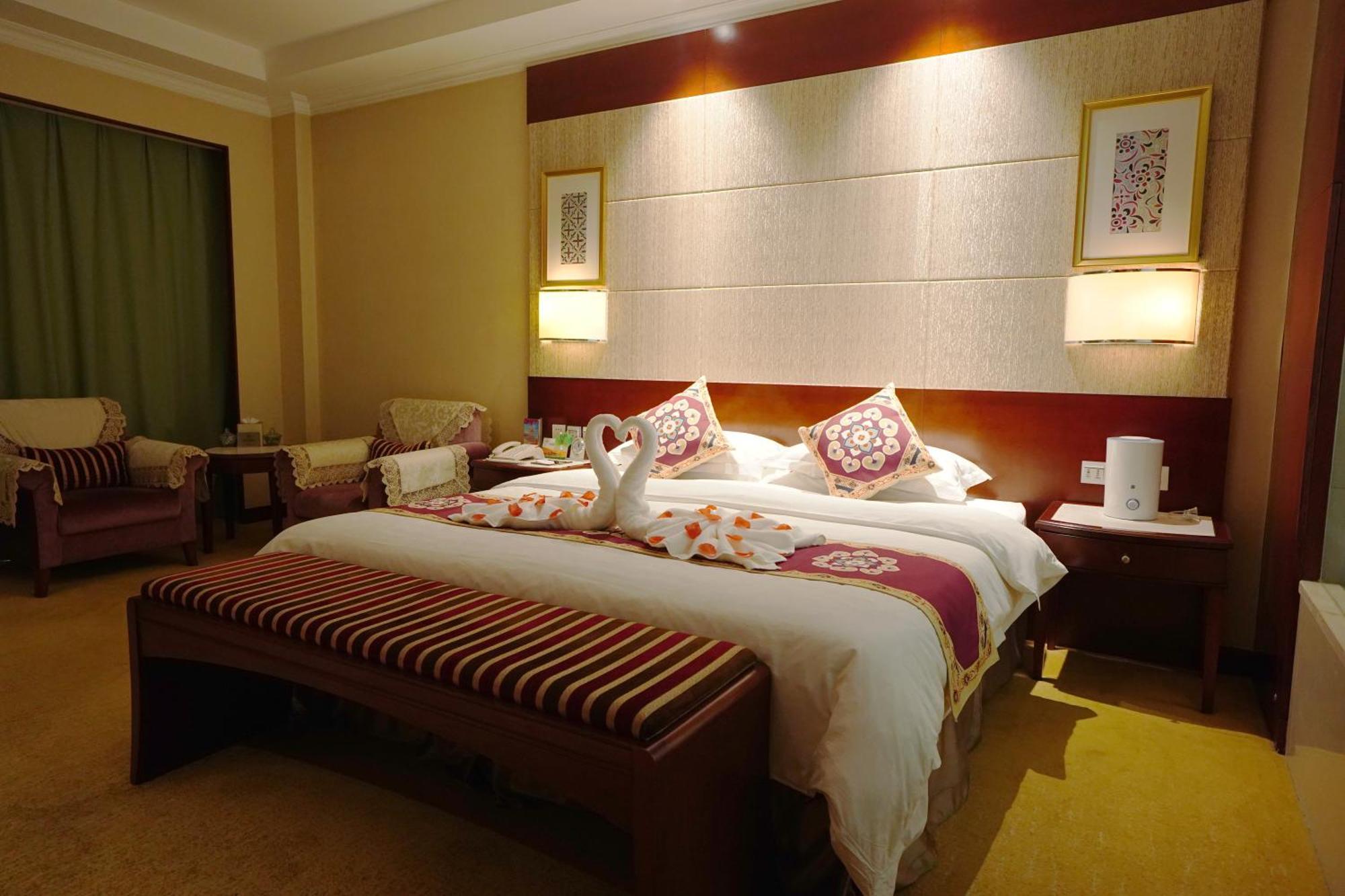 Dunhuang Hotel Esterno foto