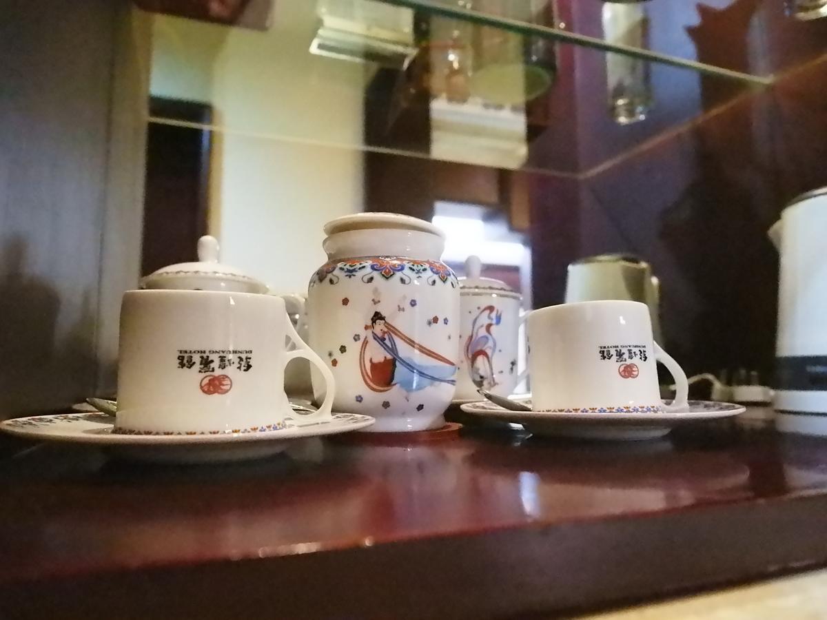 Dunhuang Hotel Esterno foto